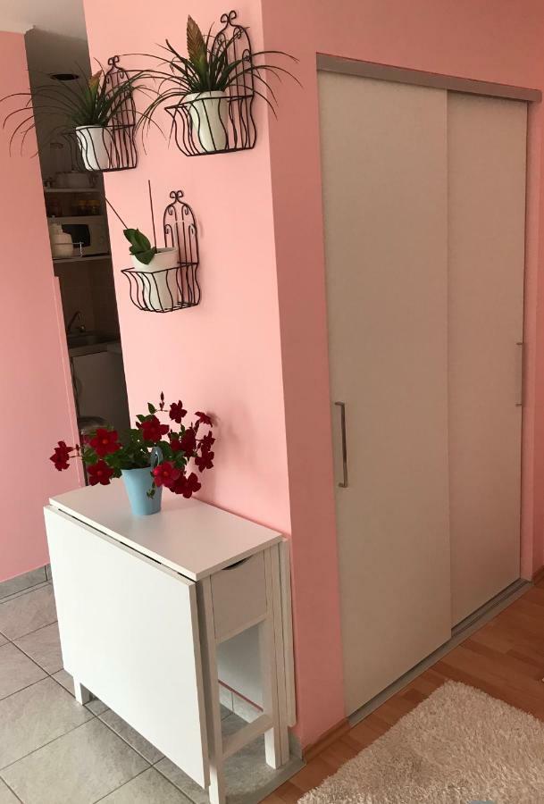 Casa Dolcevita シベニク エクステリア 写真